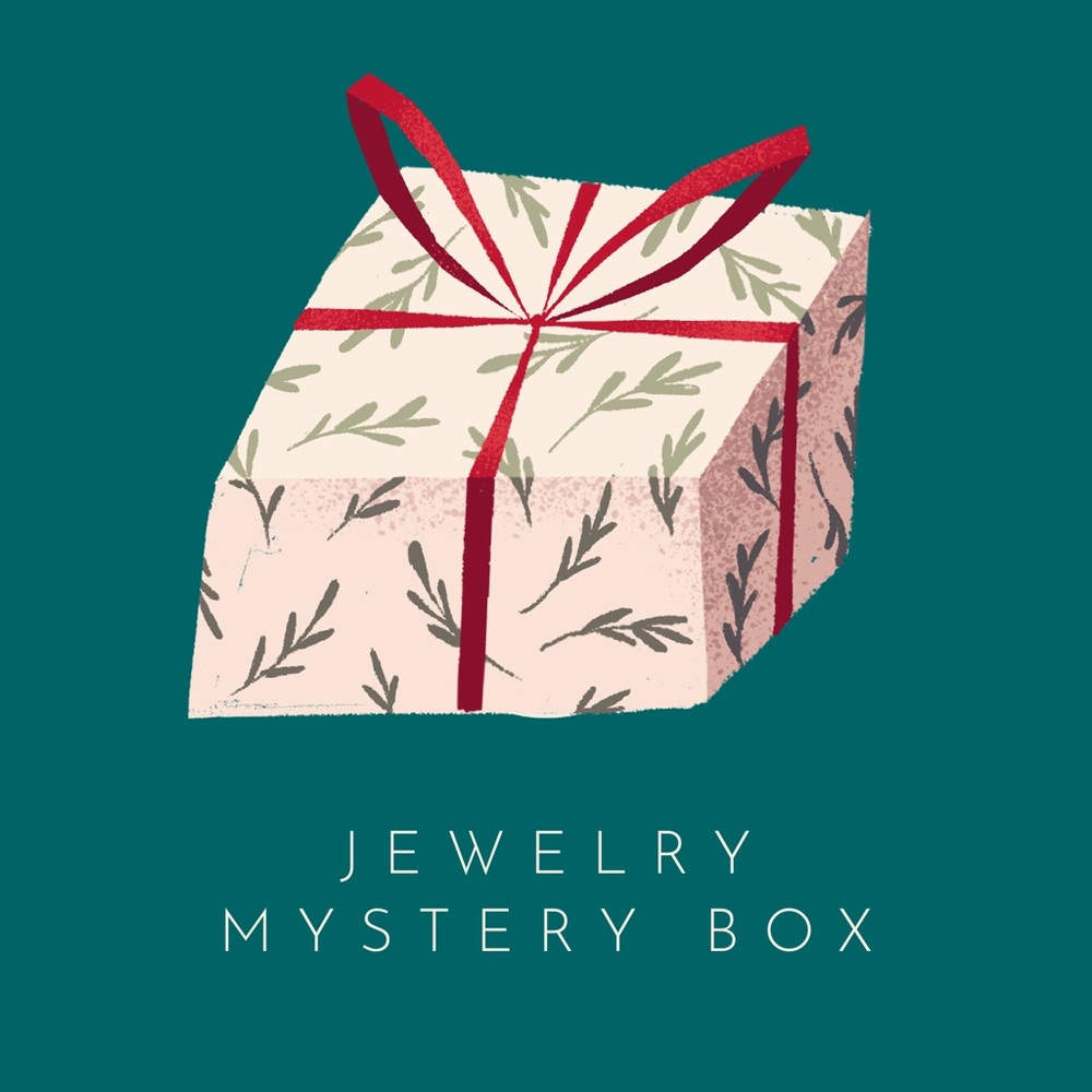 10 HRS SALE ONLY - JEWELRY MYSTERY BOX !!!